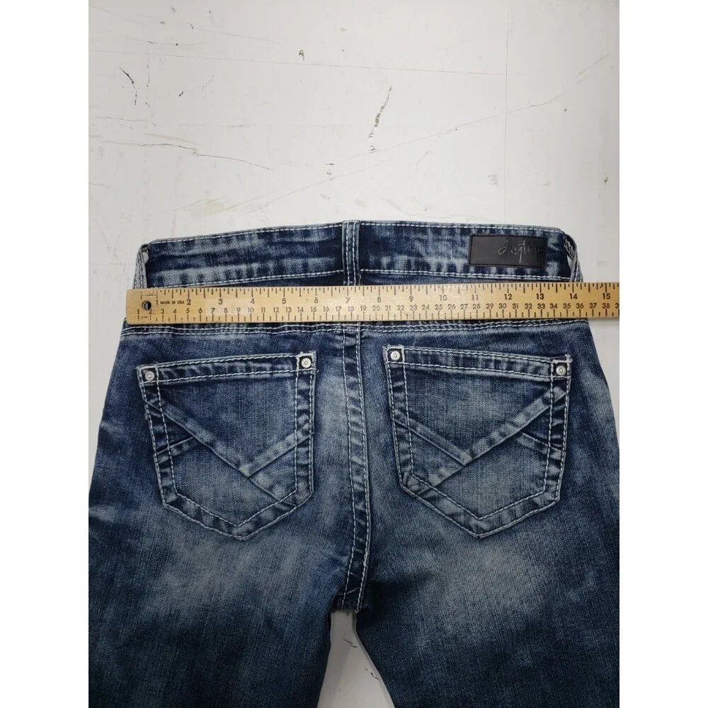 Daytrip Scorpio Skinny Jeans Size 26R Medium Wash Whiskers Skinny Re Owned